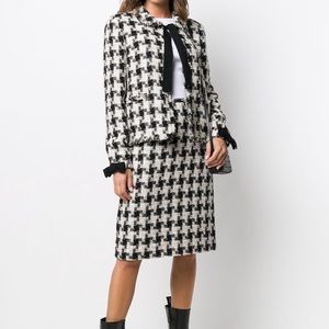 Chanel Pre-Owned Skirt Suit